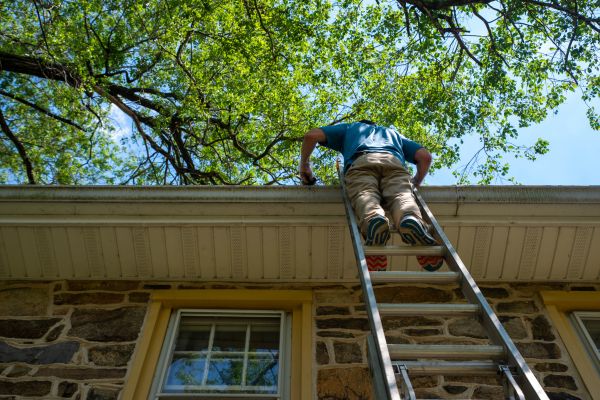 Industrial Gutter Cleaning in Loganville